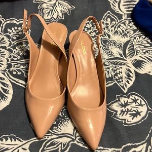 Dusty rose Aldo shoes, sling back style with pointed toe